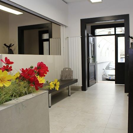 Wake Up Apartments And Rooms Belgrad Exterior foto
