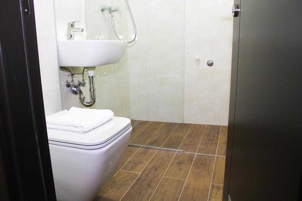 Wake Up Apartments And Rooms Belgrad Exterior foto