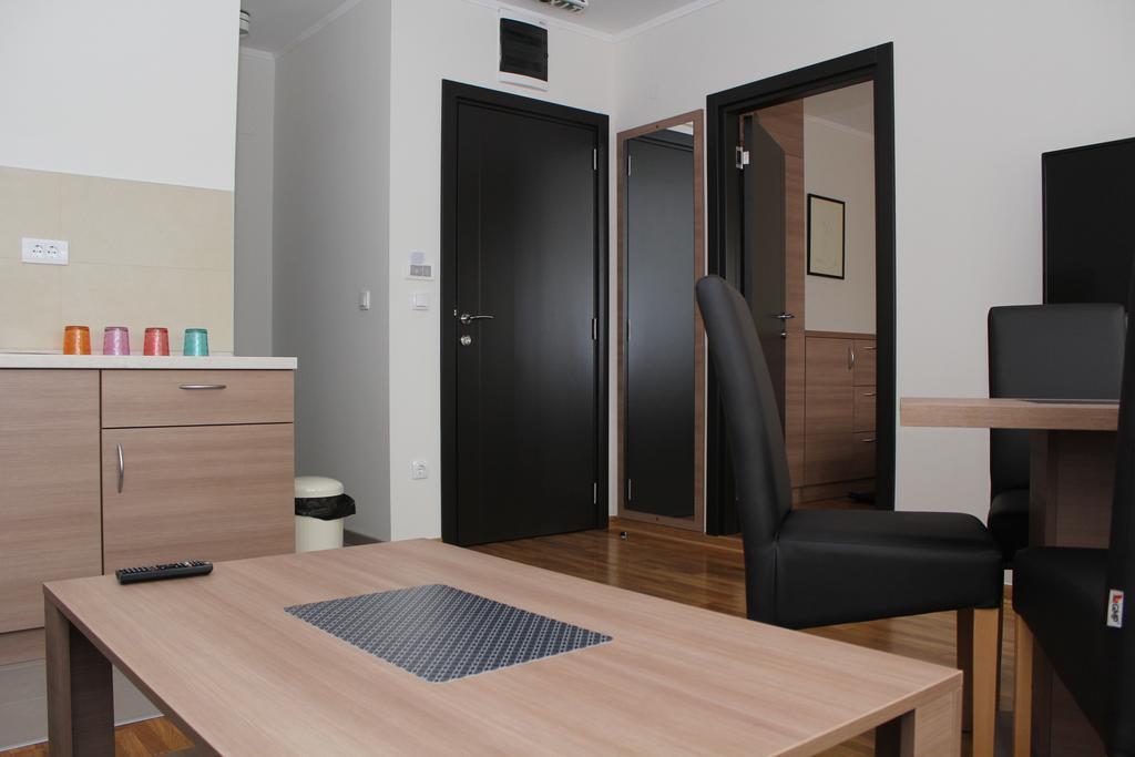 Wake Up Apartments And Rooms Belgrad Exterior foto