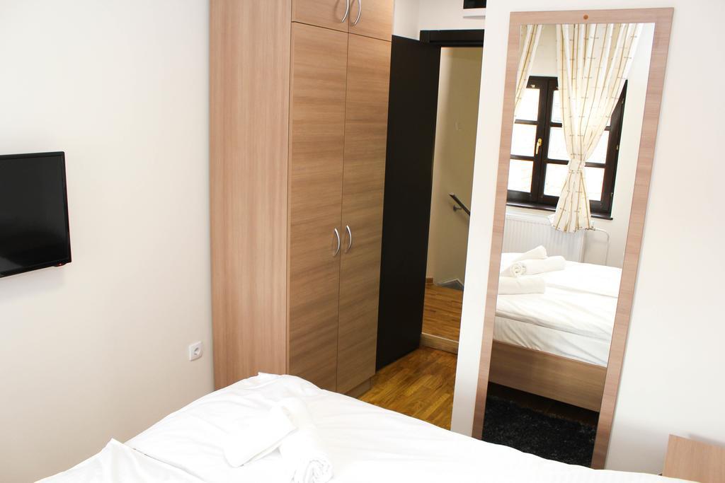 Wake Up Apartments And Rooms Belgrad Exterior foto
