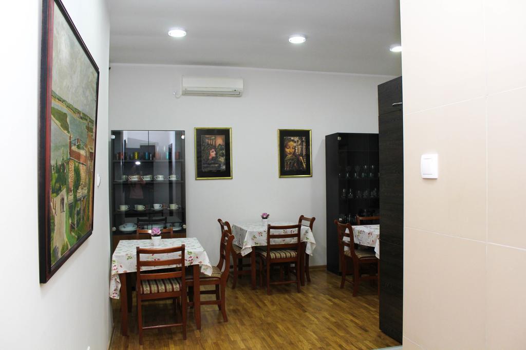 Wake Up Apartments And Rooms Belgrad Exterior foto