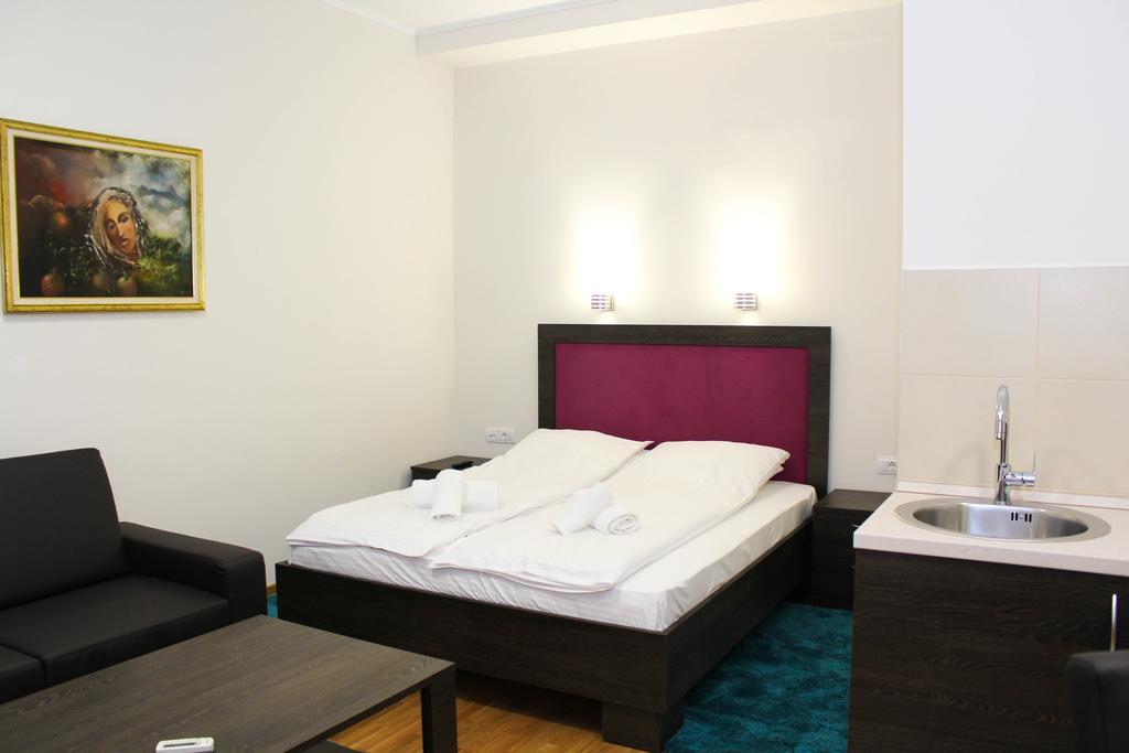 Wake Up Apartments And Rooms Belgrad Exterior foto