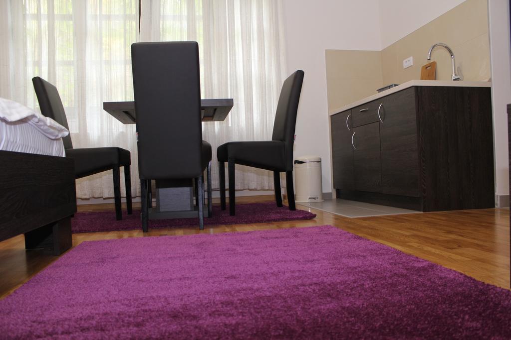 Wake Up Apartments And Rooms Belgrad Exterior foto