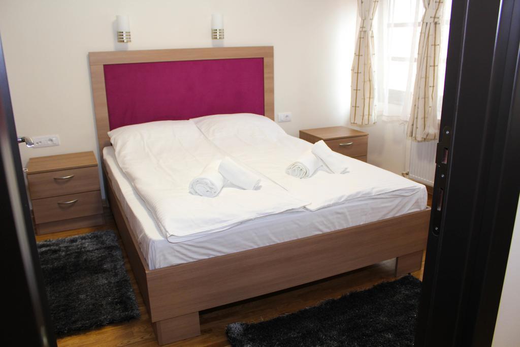 Wake Up Apartments And Rooms Belgrad Exterior foto