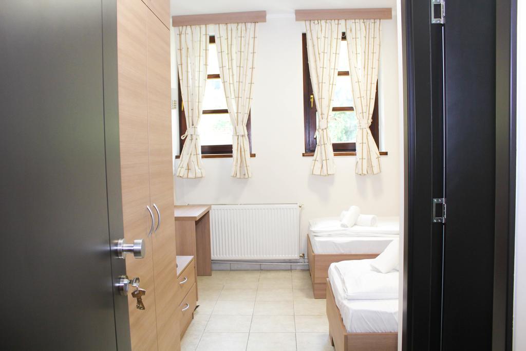 Wake Up Apartments And Rooms Belgrad Exterior foto